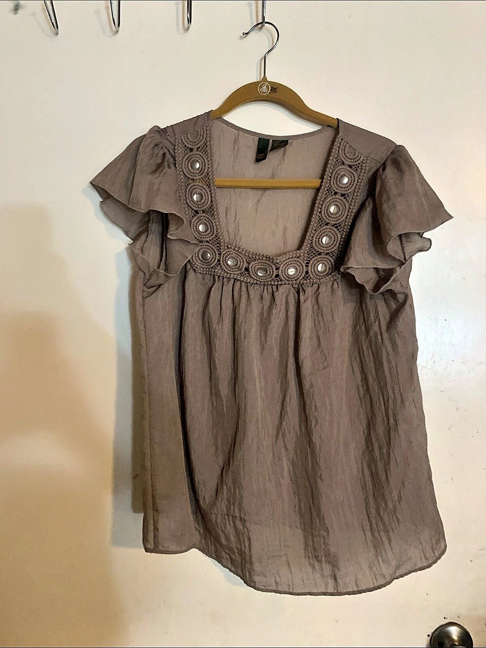 Sere Nade Embroidered Flutter Sleeve Blouse in Brown Size Medium